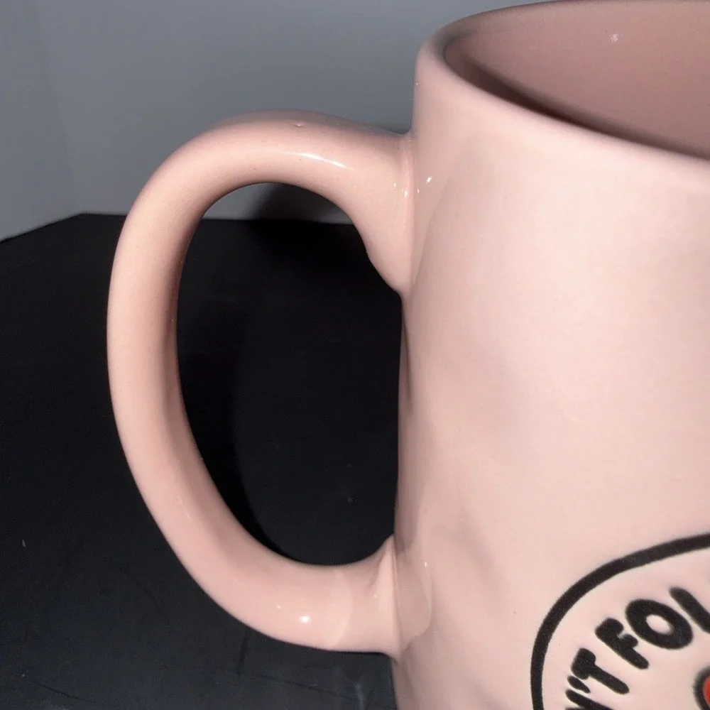 Sanrio HELLO KITTY 20O2 LOST HIKING PINK COFFEE MUG.. Don't Follow Me I'm Lost